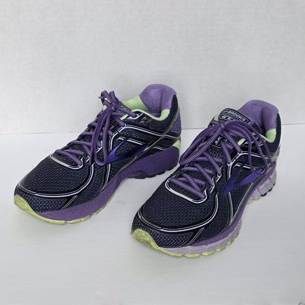Brooks GTS Women's Running Sneaker Size 11 Wide